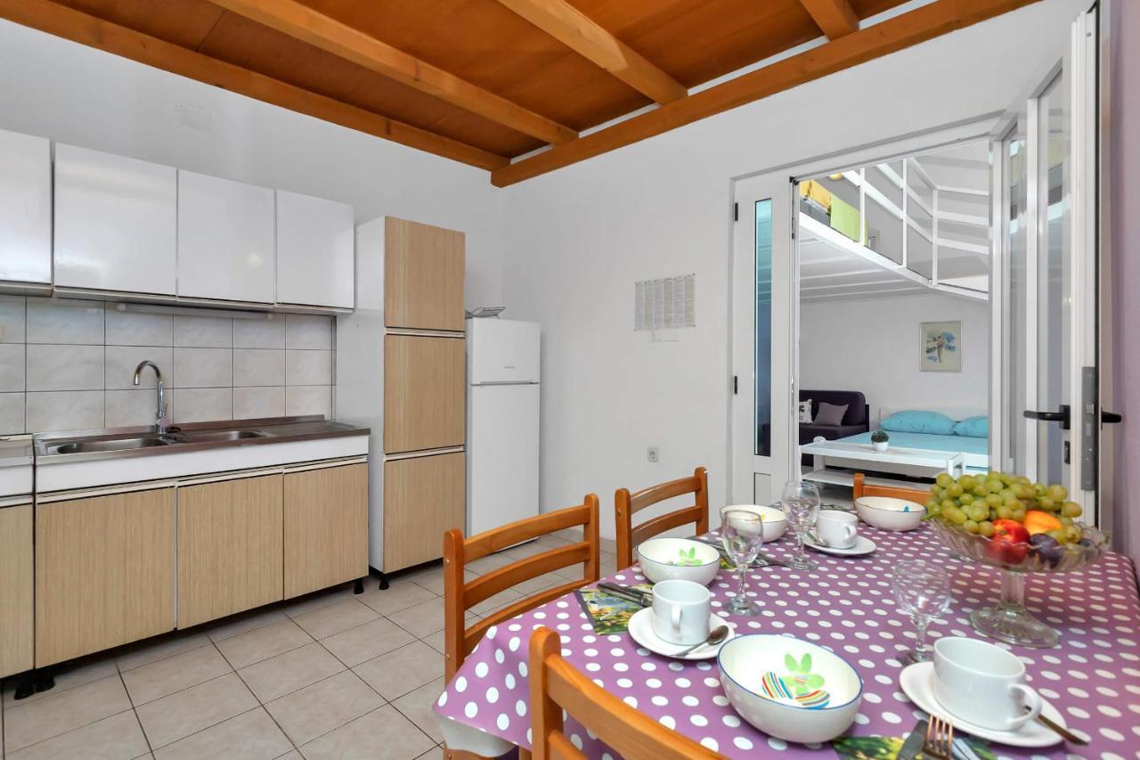 Apartments Vele Makarska Exterior photo