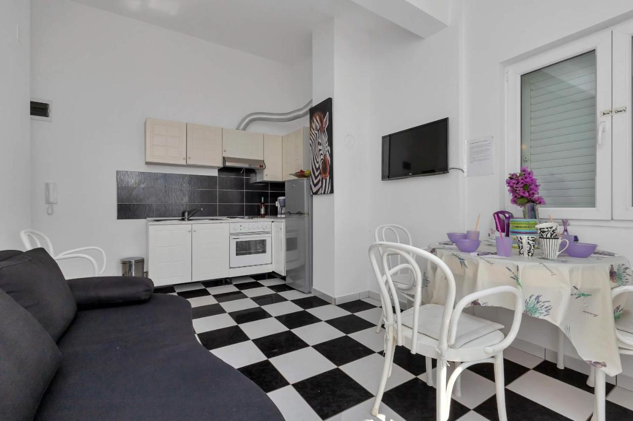 Apartments Vele Makarska Exterior photo